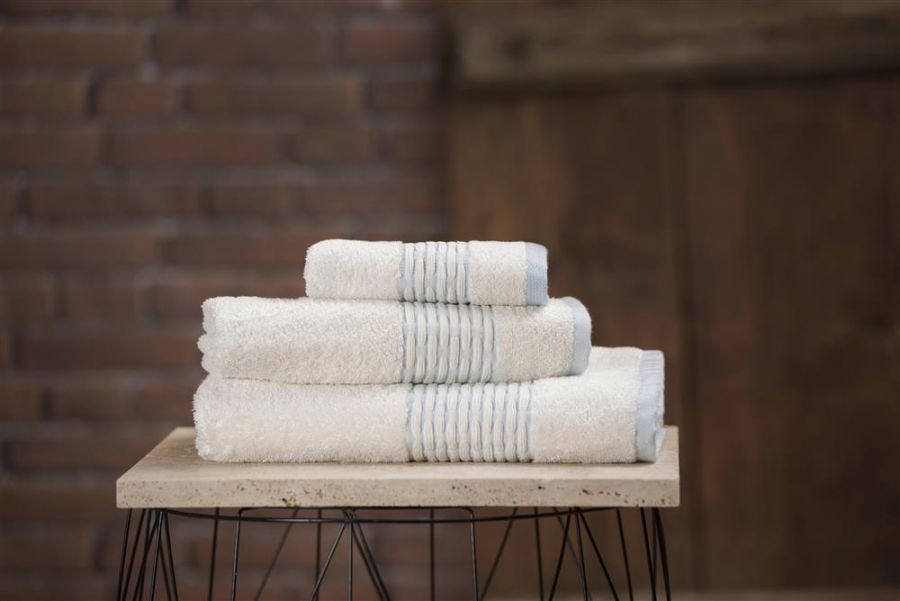 Towel 9