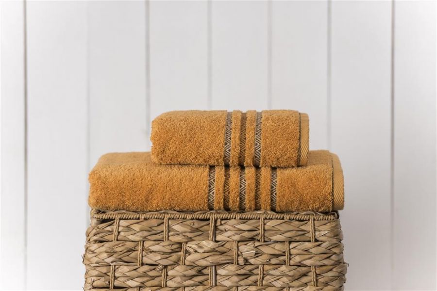 Towel 19